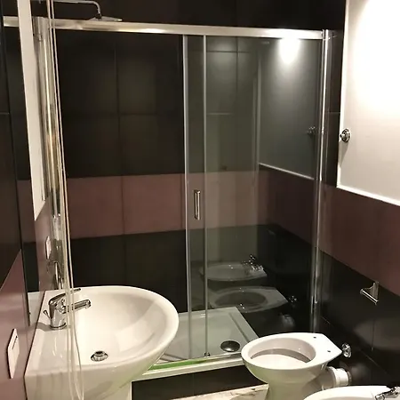 Cavour 124 -guest-room- Bari