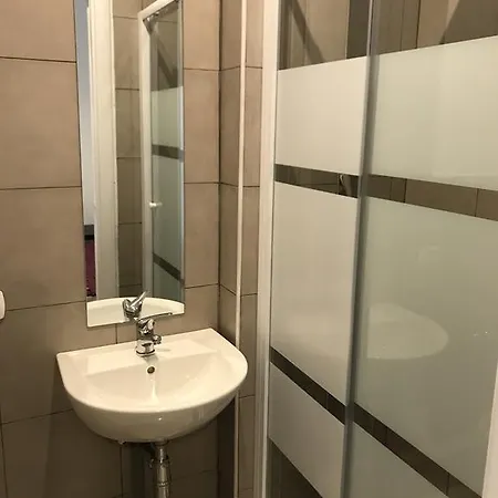 Cavour 124 -guest-room-