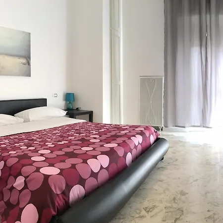 Cavour 124 -guest-room- Bed & Breakfast 2*