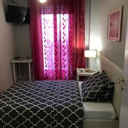 Cavour 124 -guest-room- Bed & Breakfast 2*